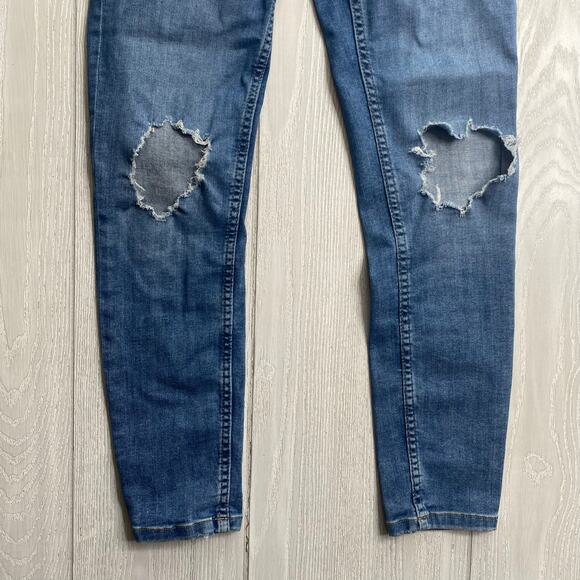 Free People Women's Denim Blue Busted Knee Skinny Jeans Size 26 - Picture 7 of 10